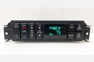 2000-2005 Buick LeSabre Digital Climate Control powered on